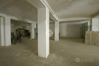 BOX A SANT'AGATA LI BATTIATI