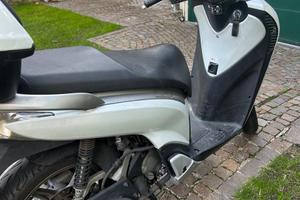 Scooter honda sh150