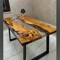 tavolo legno resina 