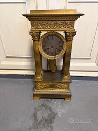 Orologio Pendolo impero in bronzo