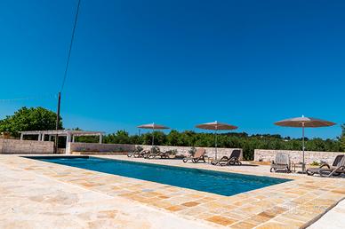 Villa con piscina Ostuni