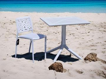 Tavoli e Sedie per Interno e Esterno