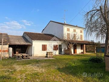 CASA INDIPENDENTE A CONCORDIA SULLA SECCHIA
