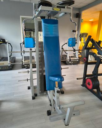 Pectoral machine 