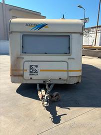 Caravan Knaus Sudwind in buone condizioni