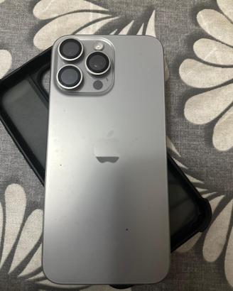 15 pro max 256 titanio