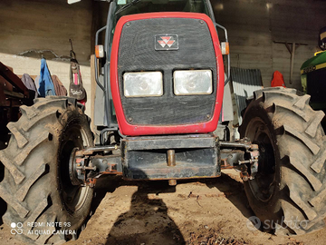 Trattore agricolo Massey Ferguson 2220 dt