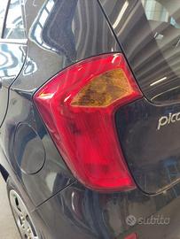 Fanale posteriore sinistro KIA PICANTO del 2011
