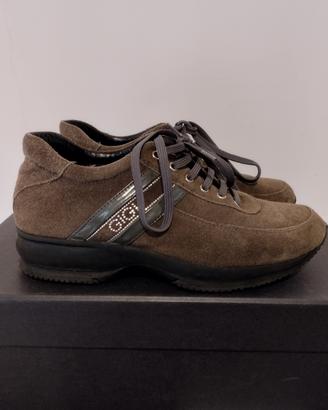 Scarpe invernali da donna. Numero 35.