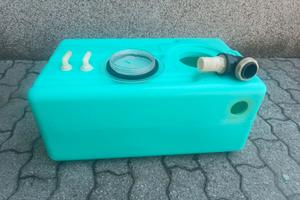 Serbatoio acqua per natanti