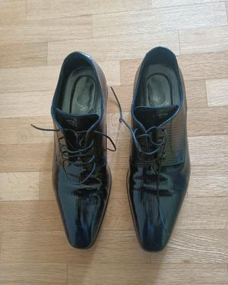 Scarpe e cinta principe di Milano 