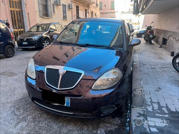 Lancia Y 