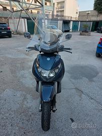 scooter beverly 400 piaggio