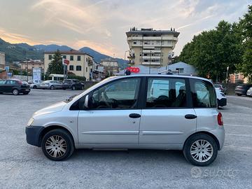 Fiat multipla 2011
