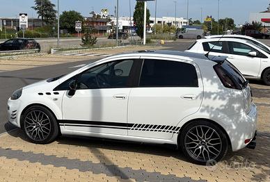 Fiat punto allestimento abarth