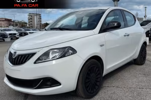 LANCIA Ypsilon 1.0 FireFly 5p.S&S Hybrid Silver