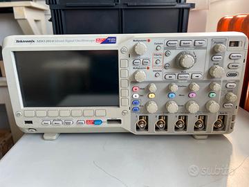 Oscilloscopio completo di sonde