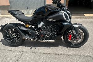 Ducati diavel v4