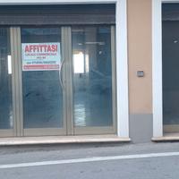Locale commerciale 80 mq