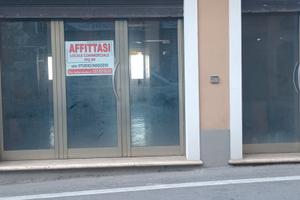 Locale commerciale 80 mq