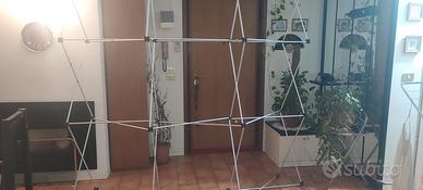 espositore pubblicitario