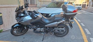 moto suzuki v strom traveller