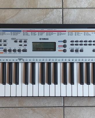 Tastiera Yamaha YPT-260