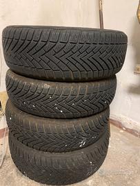 4 Pneumatici Vredestein 185/60 R15 88T invernali