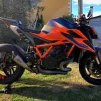 Ktm 1290 superduke r