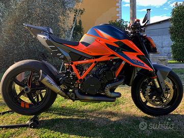 Ktm 1290 superduke r