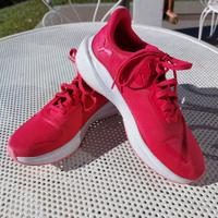 Scarpa running donna misura 38; usate pochissimo.