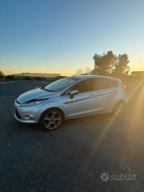 Ford fiesta 2010 1.4 gpl