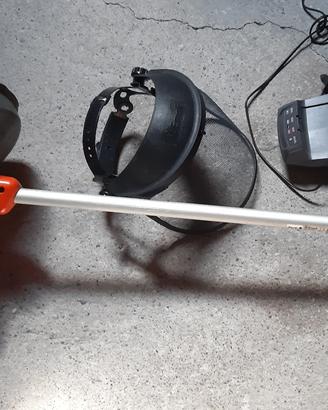 decespugliatore a batteria 