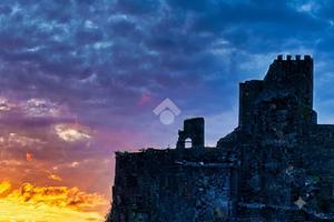 3 LOCALI A ACI CASTELLO