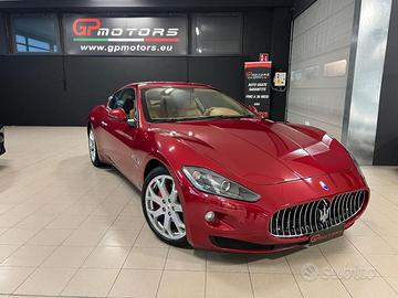 MASERATI GranTurismo 4.2 V8 SOLO 85000KM ! ROSS
