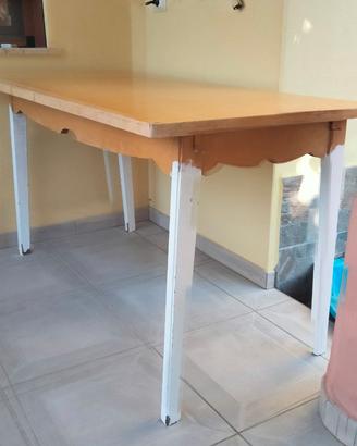 Tavolo da cucina 