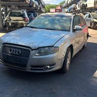 AUDI A4 2005 SOLO PER RICAMBI