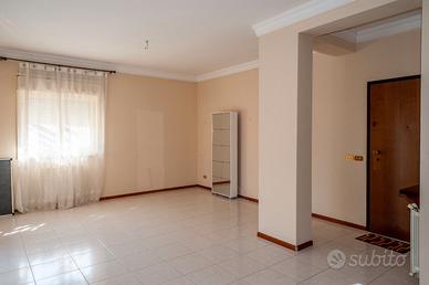 01 Appartamento vani 4,5 con garage e posto auto
