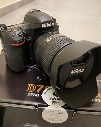 Nikon D750 solo 1800 scatti