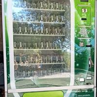 Distributore automatico profilattici farmacia