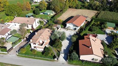 VILLA SINGOLA A LOREGGIA