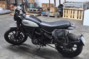 Ducati Scrambler 800 Icon Dark (2021 - 22)