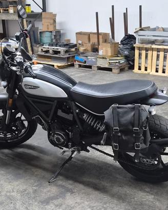 Ducati Scrambler 800 Icon Dark (2021 - 22)