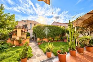 2 LOCALI A ALBENGA