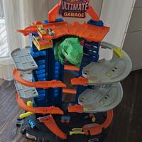 Hot wheels ultimate garage