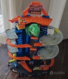 Hot wheels ultimate garage