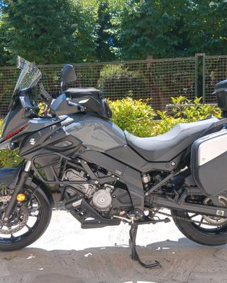 SUZUKI VSTROM 650