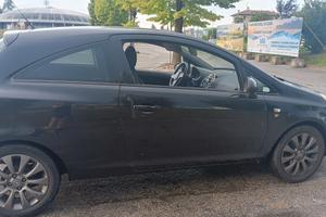 Opel Corsa autoritaria giusta per neopatentati 