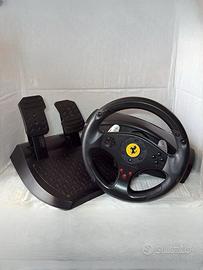 Volante e pedaliera Thrustmuster Ferrari
