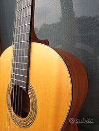 Chitarra YAMAHA nuova di pacca 
